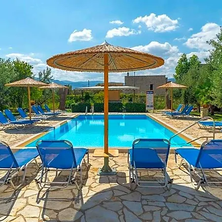 Foufas Ξενοδοχείο 4*